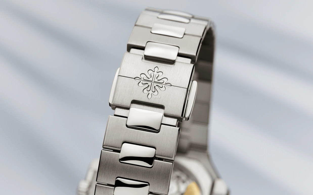 Patek Philippe,Cubitus 40mm,40mm,White Gold,Blue,Automatic,Day,45hours,7128,7128/1G-001