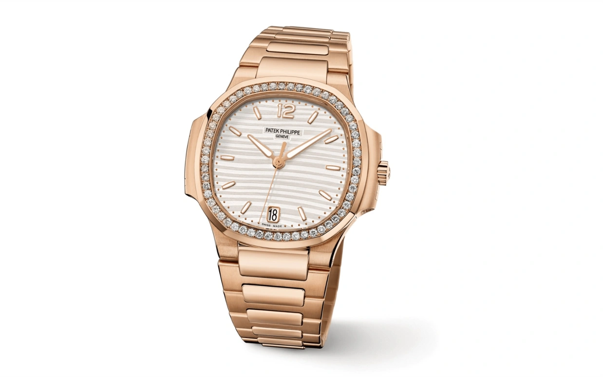 Patek Philippe,Nautilus 35.20mm,35.20mm,Rose Gold,Silver,Automatic,Day,45hours,7118,7118/1200R-001