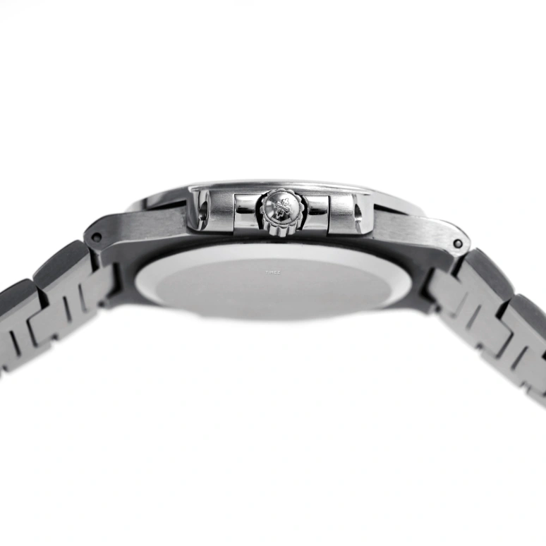 Patek Philippe,Nautilus 37mm,37mm,Stainless Steel,Black,Automatic,Day,In-house Caliber,3800,3800/1A-001