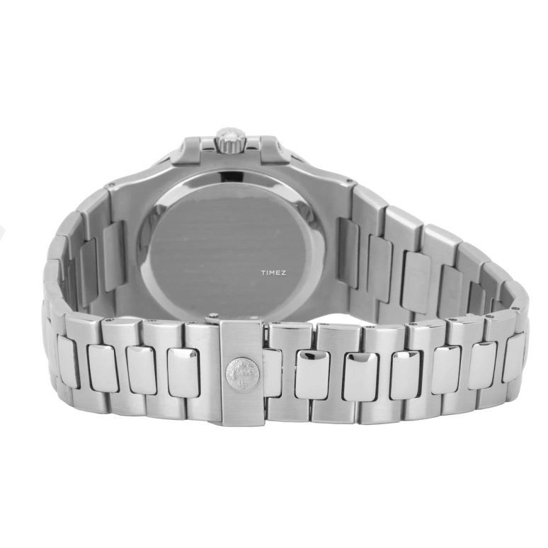 Patek Philippe,Nautilus 34mm,34mm,Stainless Steel,Black,Automatic,Day,In-house Caliber,3800,3800/1A-010