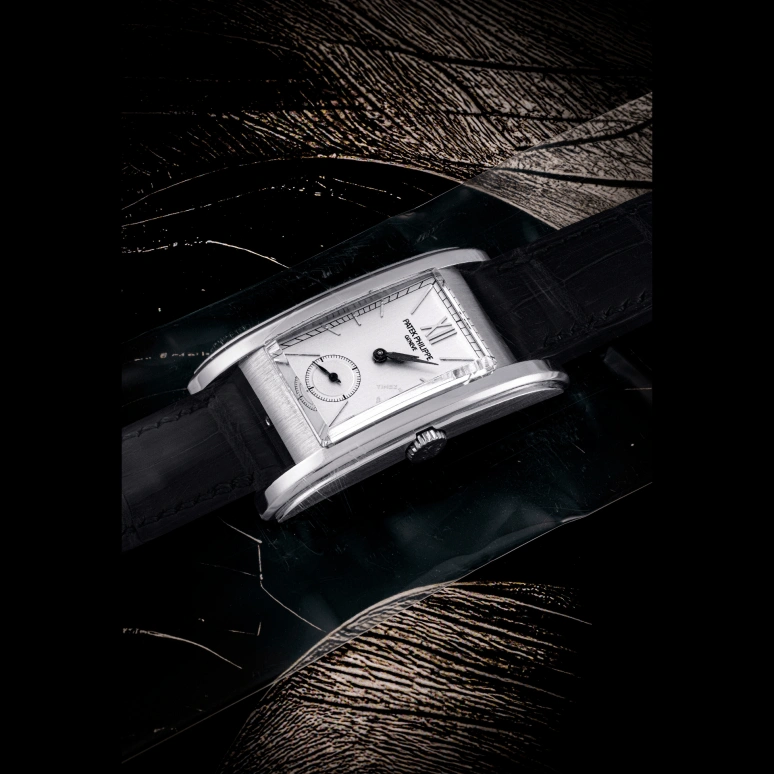 Patek Philippe,Other 25x45mm,25x45mm,Platinum,White,Handwound,In-house Caliber,Sapphire,Crystal Glass,5105P,5105P-001