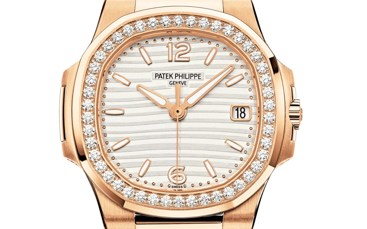 Patek Philippe,Nautilus 32mm,32mm,Rose Gold,White,Quartz,Day,In-house Caliber,7010,7010/1R-011