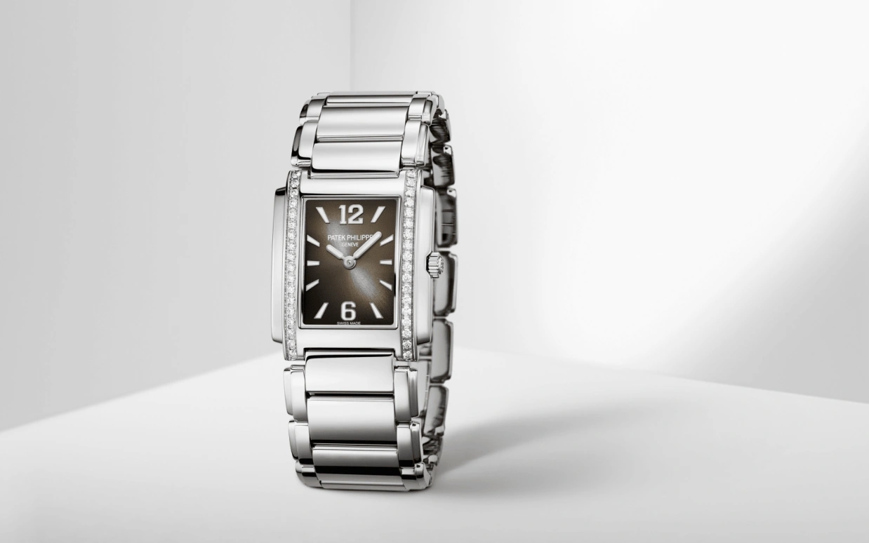 Patek Philippe,Twenty~4 25.10mm,25.10mm,Stainless Steel,Grey,Quartz,In-house Caliber,Sapphire,4910,4910/1200A-010