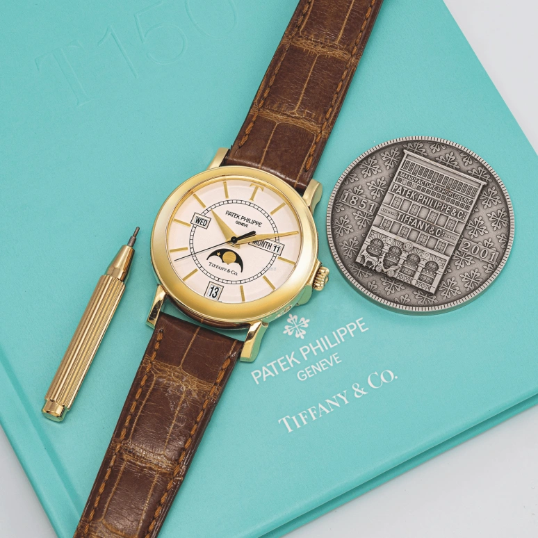 Patek Philippe,Complications 36mm,36mm,Yellow Gold,Silver White,Automatic,Moonphase,Annual Calendar,Month,Date,In-house Caliber,Sapphire,Crystal Glass,5150J,5150J-TiffanyCo