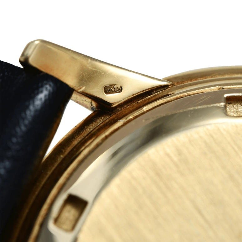 Patek Philippe,Calatrava 36mm,36mm,Yellow Gold,Champagne,Handwound,Sapphire,Crystal Glass,Round,2525,2525/1