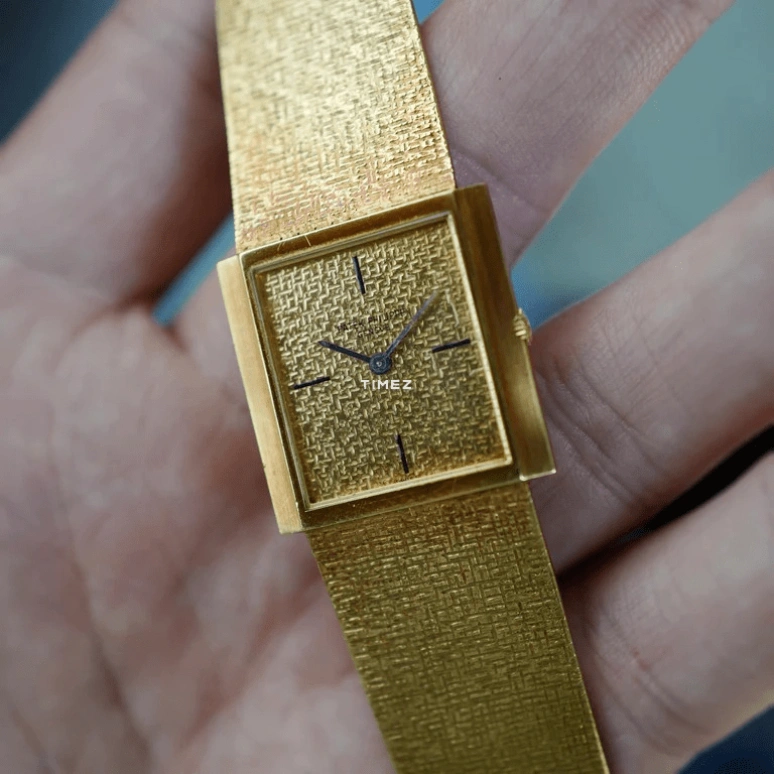 Patek Philippe,Other 30x26mm,30x26mm,Yellow Gold,Gold,Handwound,44hours,In-house Caliber,3491J