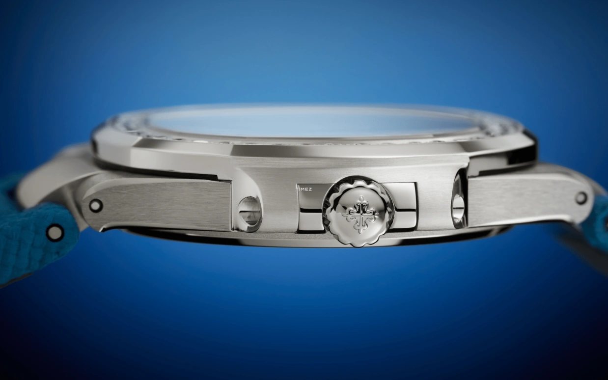 Patek Philippe,Nautilus 32mm,32mm,White Gold,Sky Blue,Quartz,Day,In-house Caliber,7010G,7010G-013
