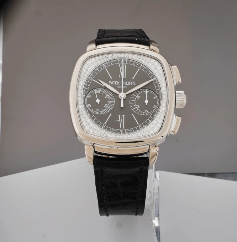 Patek Philippe,Complications 35x39mm,35x39mm,White Gold,Grey,Handwound,Chronograph,65hours,7071G,7071G-010