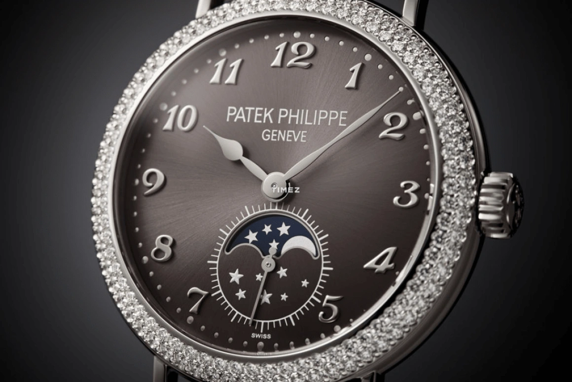 Patek Philippe,Complications 33mm,33mm,White Gold,Grey,Handwound,Moonphase,44hours,7121,7121/200G-010