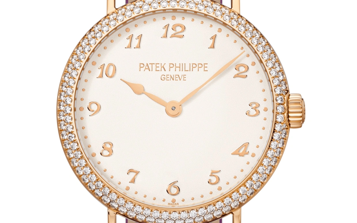 Patek Philippe,Calatrava 34.60mm,34.60mm,Rose Gold,White,Automatic,48hours,In-house Caliber,7200,7200/200R-001