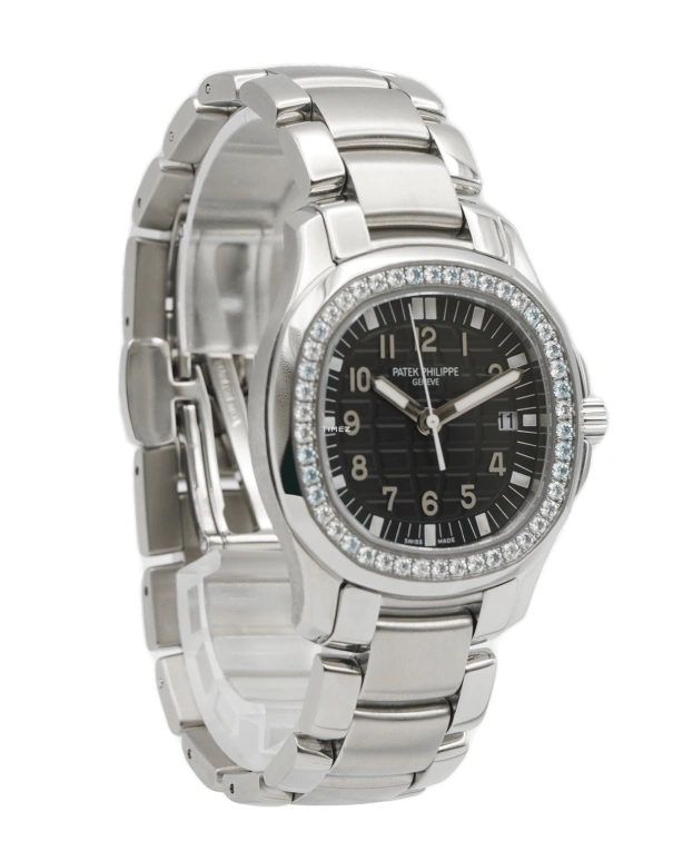 Patek Philippe,Aquanaut 35.20mm,35.20mm,Stainless Steel,Black,Quartz,Day,In-house Caliber,5087,5087/1A-001
