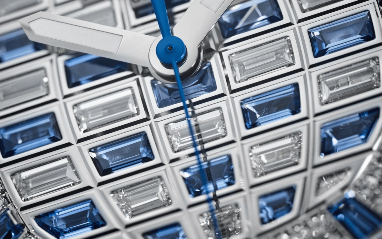 Patek Philippe,Aquanaut 38.80mm,38.80mm,White Gold,Silver,Blue,Automatic,45hours,In-house Caliber,Mark Wahlberg,Marky Mark,5268,5268/461G-001
