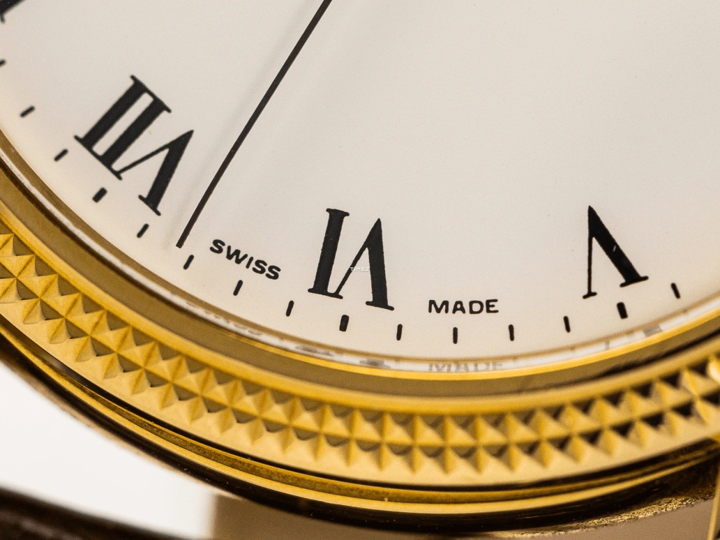 Patek Philippe,Calatrava 36.50mm,36.50mm,Yellow Gold,White,Automatic,Day,48hours,5117J,5117J-001