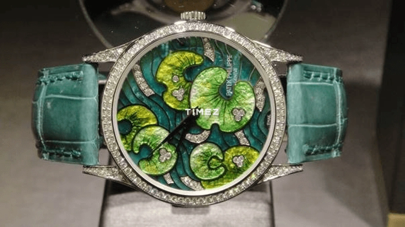 Patek Philippe,Calatrava ,White Gold,Green,Multi-Color,Automatic,48hours,In-house Caliber,5077,5077/100G-001