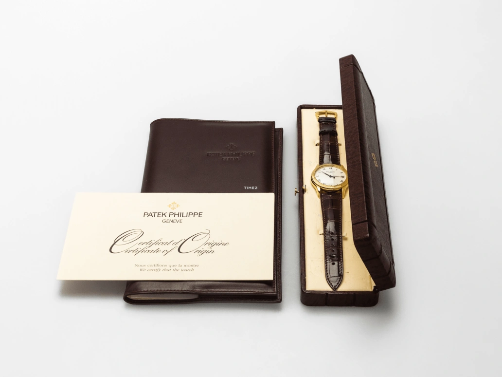 Patek Philippe,Calatrava 36.50mm,36.50mm,Yellow Gold,White,Automatic,Day,48hours,5117J,5117J-001