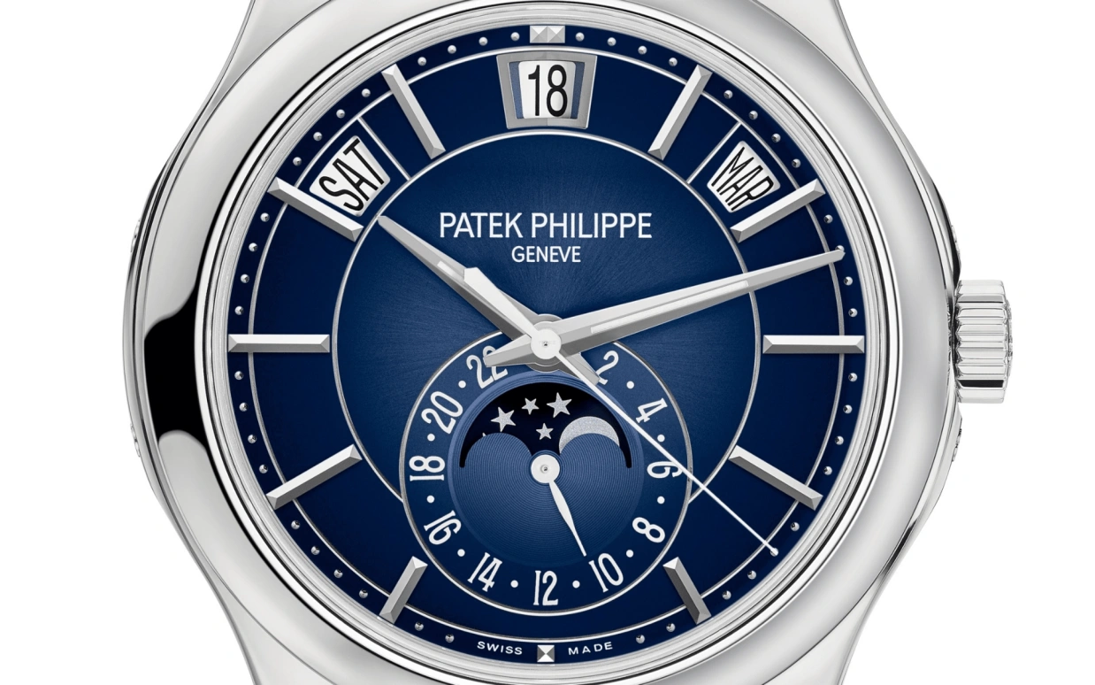 Patek Philippe,Complications 40.20mm,40.20mm,White Gold,Blue,Automatic,Moonphase,Annual Calendar,Month,Date,45hours,In-house Caliber,Luka Modrić,5205G,5205G-013