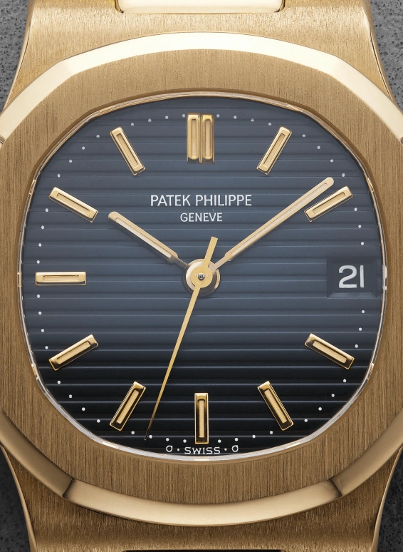 Patek Philippe,Nautilus 40mm,40mm,Yellow Gold,Dark Blue,Automatic,Day,38hours,3800,3800/001