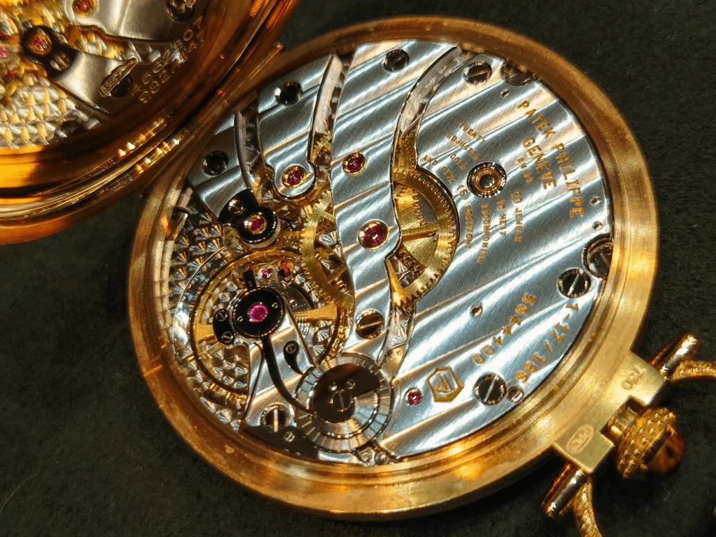 Patek Philippe,Rare Handcrafts ,Rose Gold,Blue,Automatic,Power Reserve Indicator,45hours,982,982/147R
