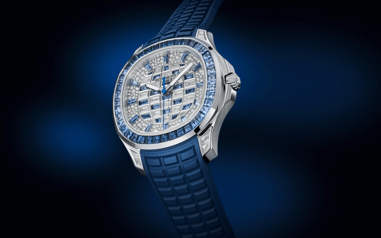 Patek Philippe,Aquanaut 38.80mm,38.80mm,White Gold,Silver,Blue,Automatic,45hours,In-house Caliber,Mark Wahlberg,Marky Mark,5268,5268/461G-001