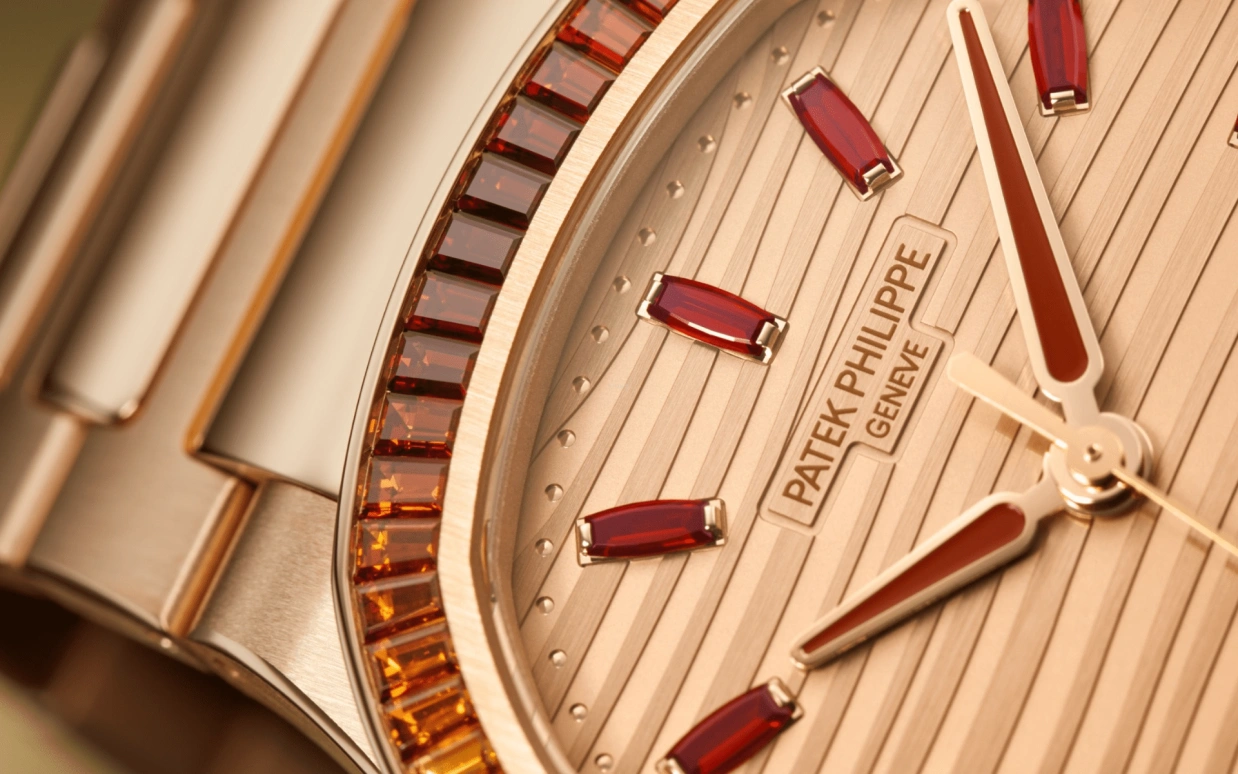 Patek Philippe,Nautilus 35.20mm,35.20mm,Rose Gold,Cognac,Rose Gold,Automatic,Day,45hours,Victoria Beckham,Posh Spice,7118,7118/1300R-001