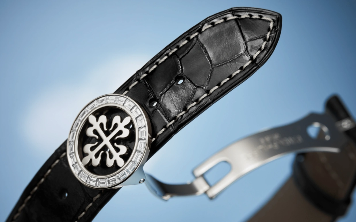 Patek Philippe,Grand Complications 49.40mm,49.40mm,White Gold,Black,Handwound,Moonphase,Perpetual Calendar,Leap Year,Month,72hours,In-house Caliber,6300,6300/400G-001