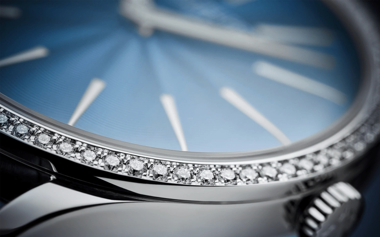 Patek Philippe,Calatrava 35mm,35mm,White Gold,Blue,Automatic,48hours,In-house Caliber,4997,4997/200G-001