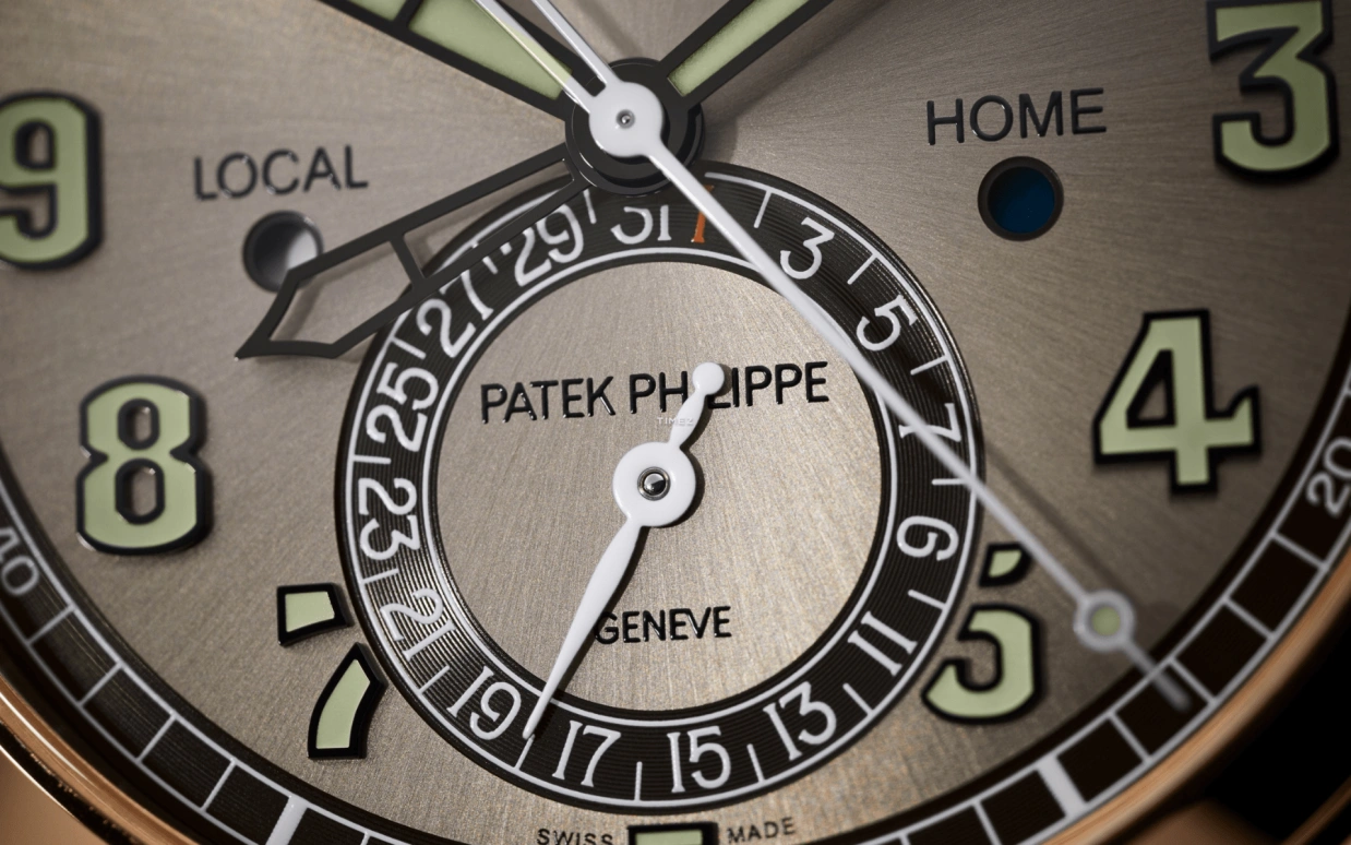 Patek Philippe,Grand Complications 42.20mm,42.20mm,Rose Gold,Grey,Automatic,Day,Dule Time,Alarm,Day / Night Indication,42-52hours,In-house Caliber,5520RG,5520RG-001