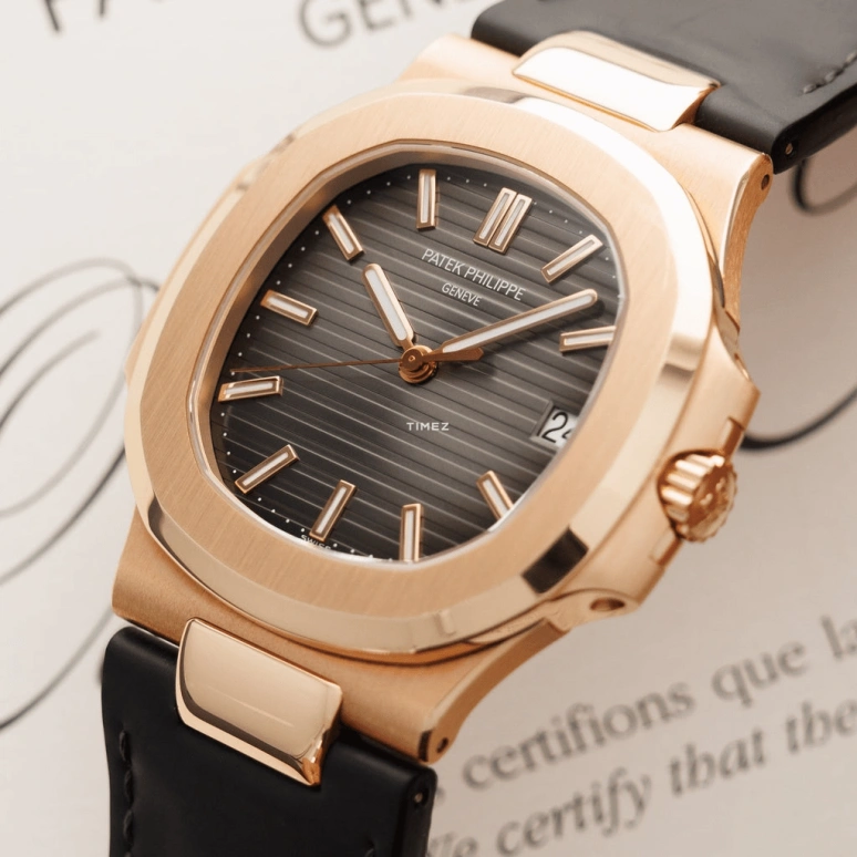 Patek Philippe,Nautilus 40mm,40mm,Rose Gold,Grey,Automatic,Day,45hours,5711R