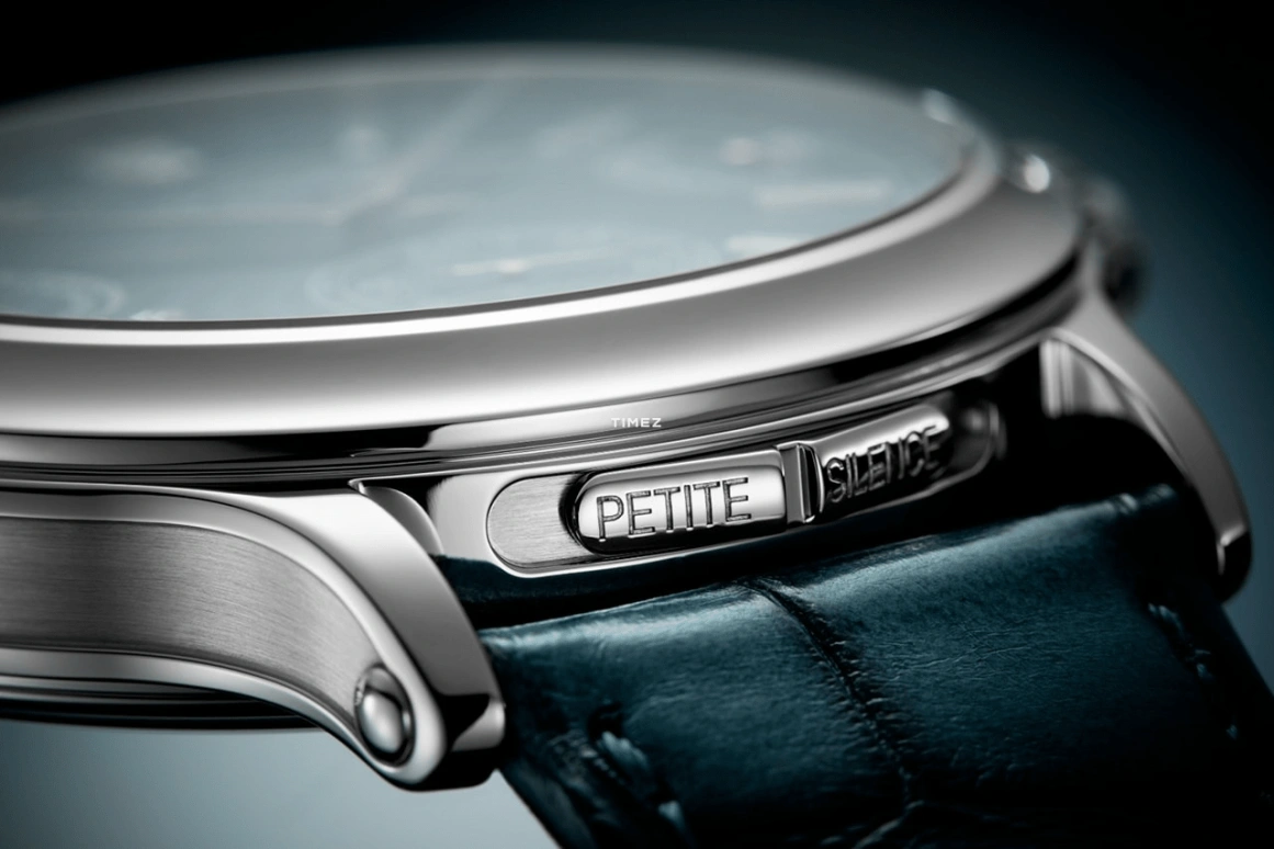 Patek Philippe,Gondolo 44.80mm,44.80mm,Stainless Steel,Blue,Green,Handwound,Power Reserve Indicator,Minute Repeater,Grande Sonnerie,Petite Sonnerie,72hours,In-house Caliber,6301A,6301A-010
