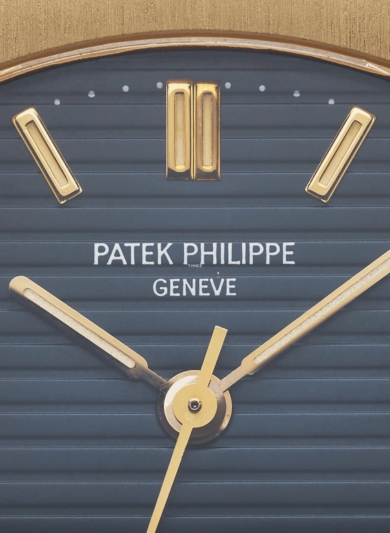 Patek Philippe,Nautilus 40mm,40mm,Yellow Gold,Dark Blue,Automatic,Day,38hours,3800,3800/001