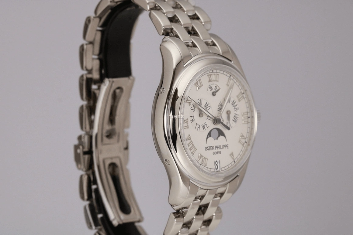 Patek Philippe,Complications 37mm,37mm,White Gold,White,Automatic,Moonphase,Annual Calendar,Month,Date,48hours,In-house Caliber,5036,5036/1G-017