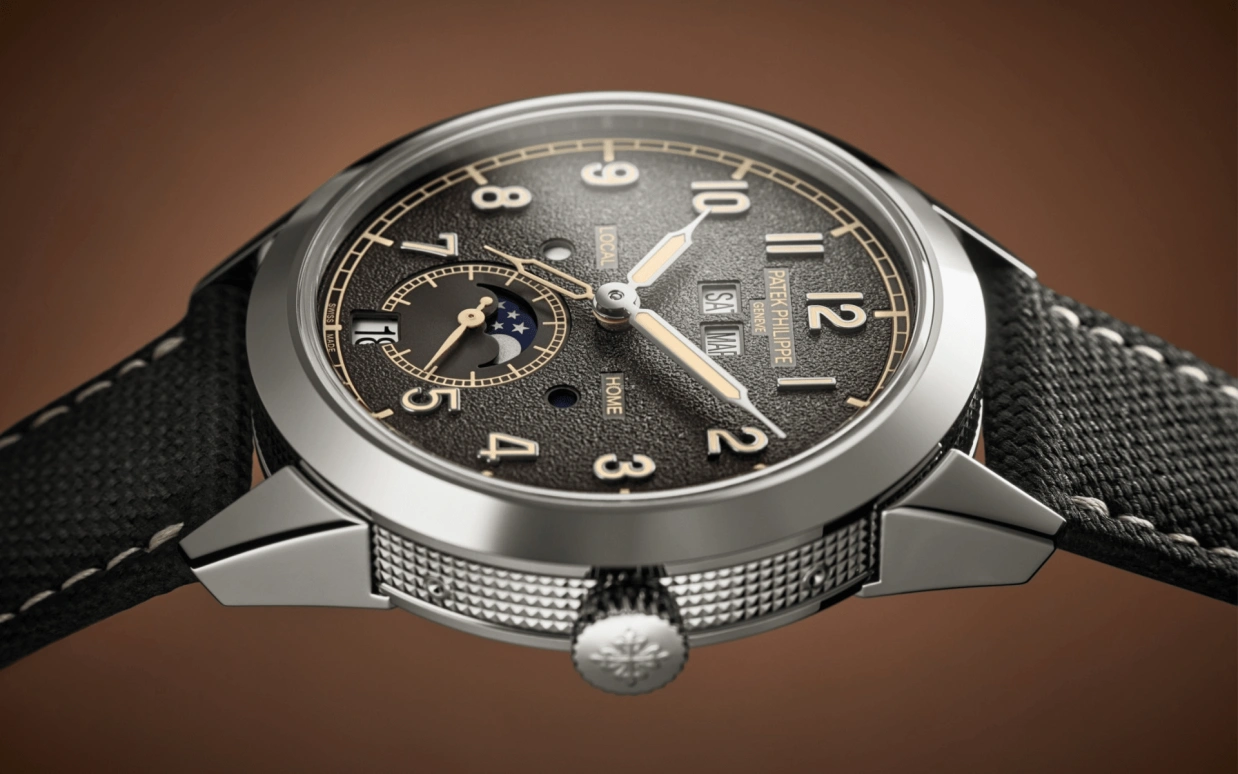 Patek Philippe,Complications 41mm,41mm,White Gold,Green,Handwound,44hours,In-house Caliber,5326G,5326G-001