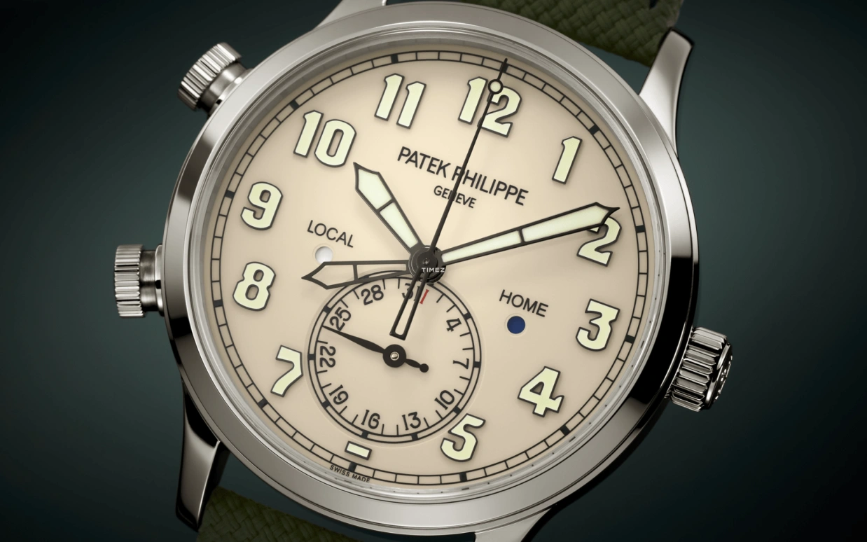 Patek Philippe,Calatrava 42mm,42mm,White Gold,White,Automatic,Day,Dule Time,Day / Night Indication,5524G,5524G-010