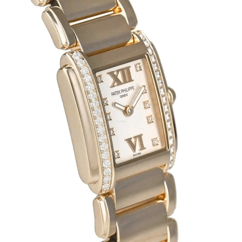 Patek Philippe,Twenty~4 24mm,24mm,Rose Gold,White,Quartz,In-house Caliber,Sapphire,4908,4908/11R-011