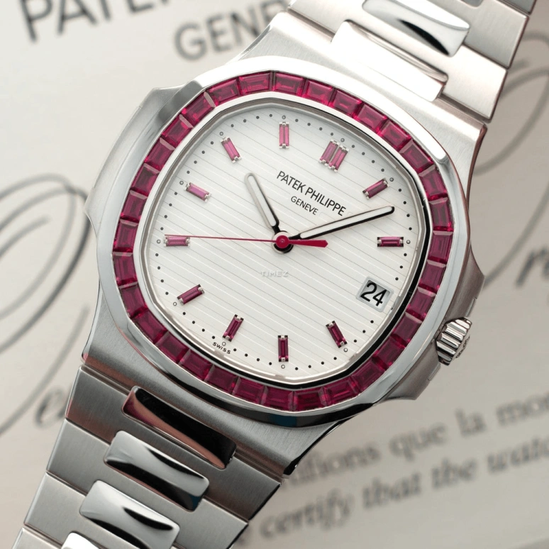 Patek Philippe,Nautilus 40mm,40mm,Platinum,White,Automatic,Day,45hours,5711,5711/112P-010