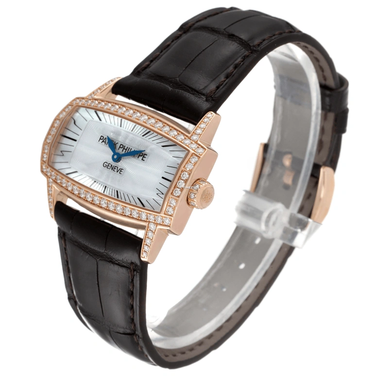 Patek Philippe,Gondolo 37.20x22.40mm,37.20x22.40mm,Rose Gold,White,Silver,Silver White,Quartz,In-house Caliber,Sapphire,Crystal Glass,4981R,4981R-001