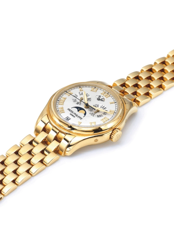 Patek Philippe,Complications 37mm,37mm,Yellow Gold,Cream,Automatic,Moonphase,Annual Calendar,Month,Date,In-house Caliber,Sapphire,Crystal Glass,5036,5036/1J-001