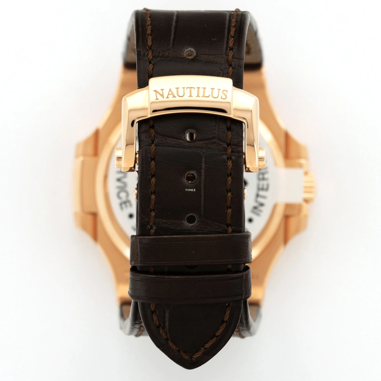 Patek Philippe,Nautilus 40mm,40mm,Rose Gold,Coffee,Automatic,Day,45hours,Rúben Dias,5711R,5711R-001