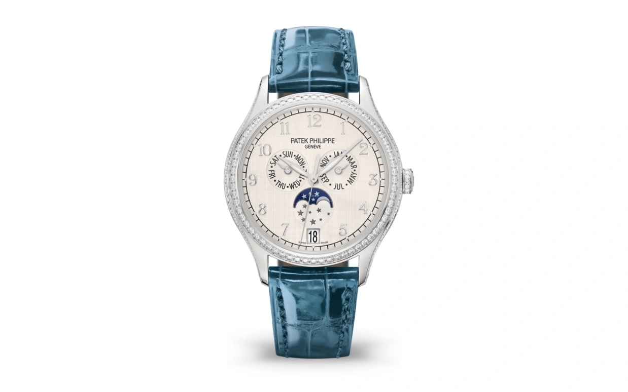 Patek Philippe,Complications 38mm,38mm,White Gold,Silver,Automatic,Moonphase,Annual Calendar,Month,Date,45hours,In-house Caliber,4947G,4947G-010