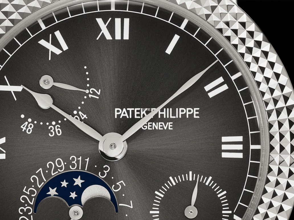 Patek Philippe,Calatrava 40mm,40mm,White Gold,Grey,Automatic,Moonphase,Day,Power Reserve Indicator,5057G,5057G-010