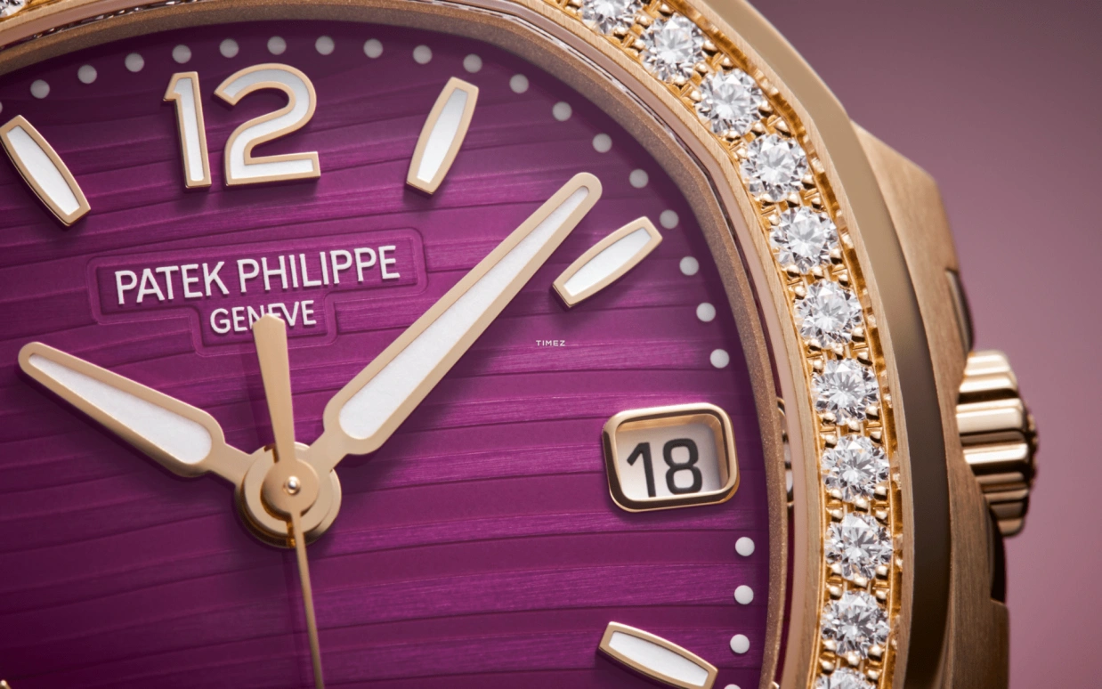 Patek Philippe,Nautilus 32mm,32mm,Rose Gold,Purple,Quartz,Day,In-house Caliber,7010R,7010R-013