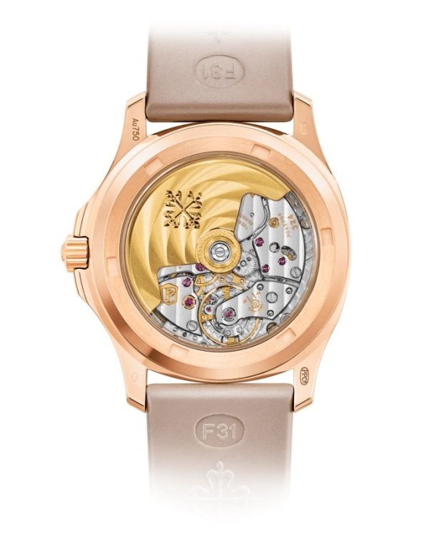 Patek Philippe,Aquanaut 35.60mm,35.60mm,White Gold,Pink,Automatic,Day,45hours,Marcus Rashford,5072R,5072R-001