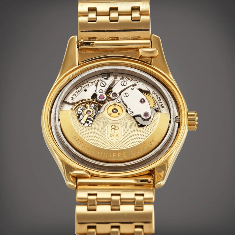 Patek Philippe,Calatrava 36mm,36mm,Yellow Gold,White,Automatic,In-house Caliber,Sapphire,2526J