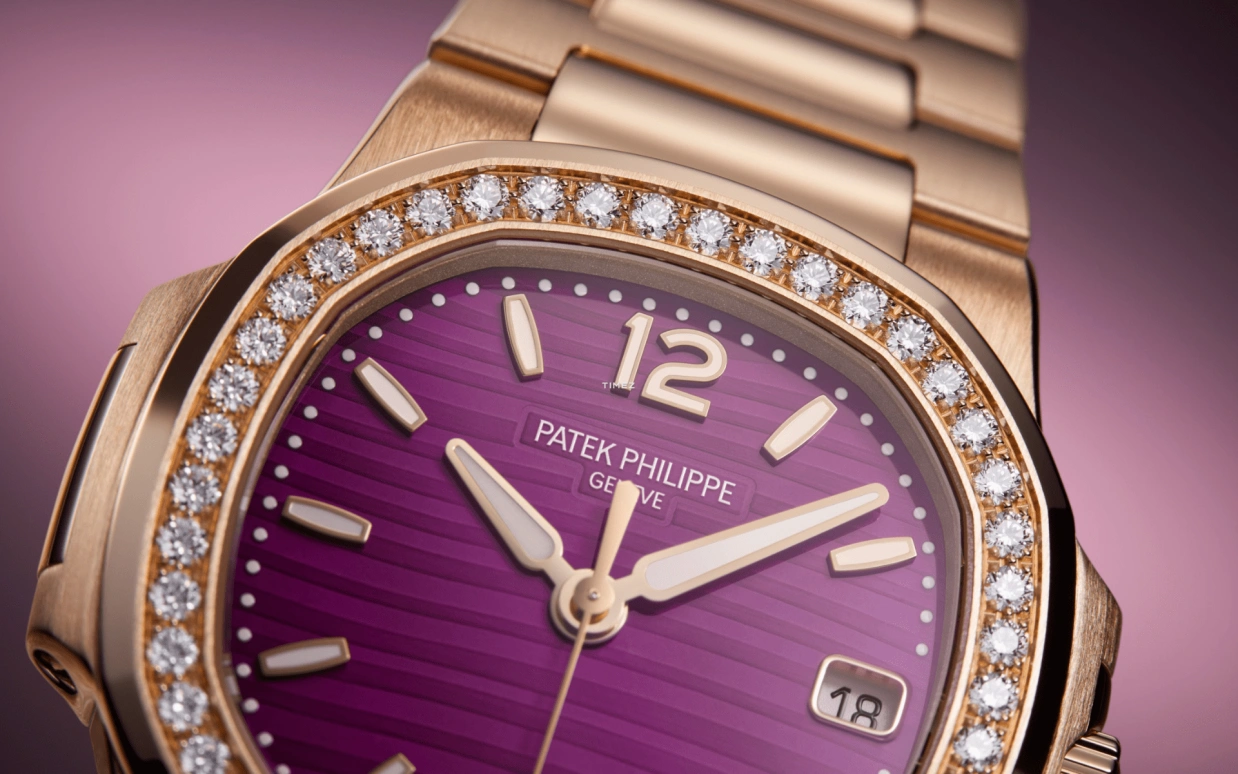 Patek Philippe,Nautilus 32mm,32mm,Rose Gold,Purple,Quartz,Day,In-house Caliber,7010,7010/1R-013
