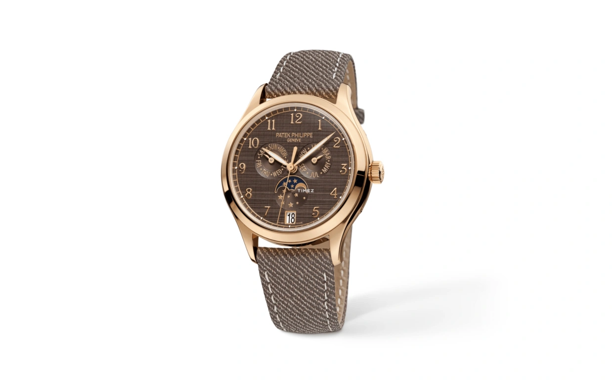 Patek Philippe,Complications 38mm,38mm,Rose Gold,Maroon,Automatic,Moonphase,Annual Calendar,Month,Date,35hours,In-house Caliber,4946R,4946R-001