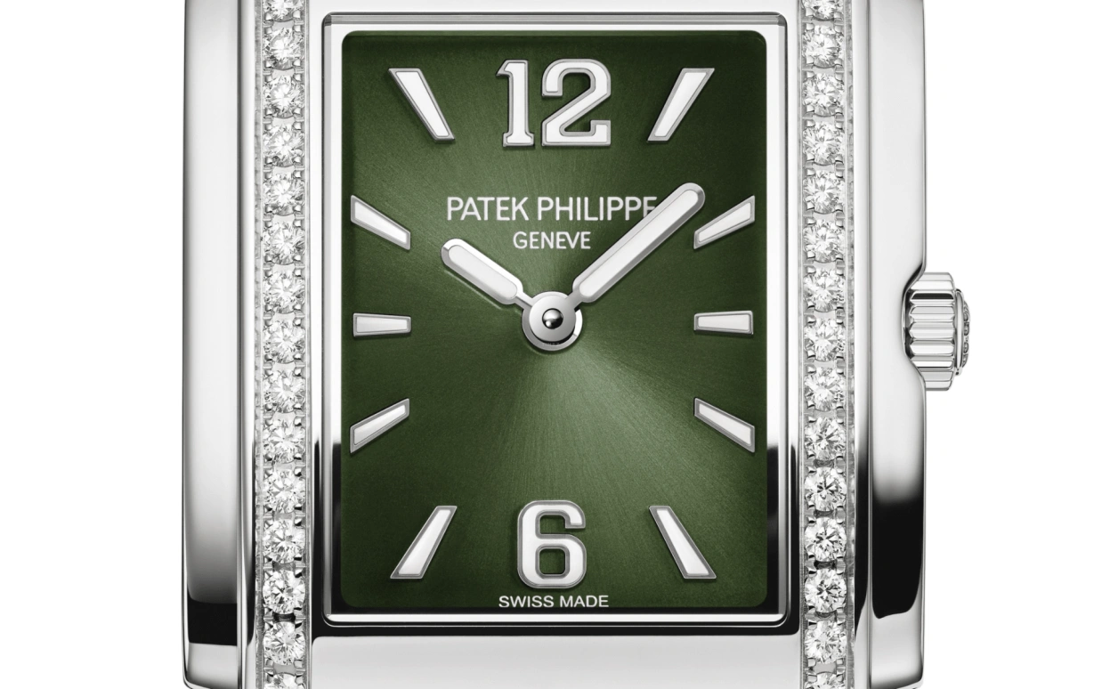 Patek Philippe,Twenty~4 25.10mm,25.10mm,Stainless Steel,Green,Quartz,In-house Caliber,Sapphire,4910,4910/1200A-011