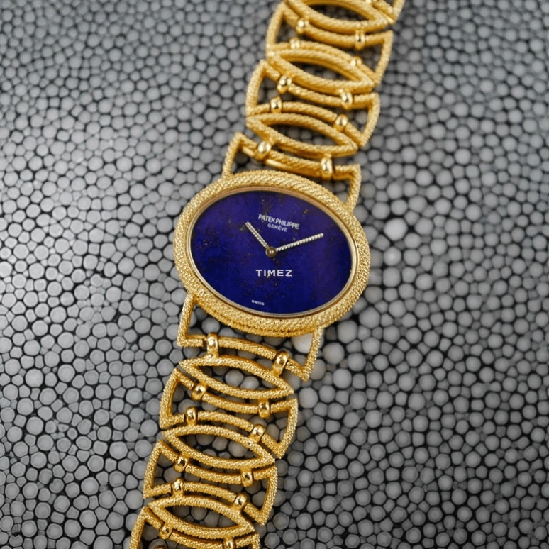 Patek Philippe,Other 31.50x26.50mm,31.50x26.50mm,Yellow Gold,Blue,Handwound,38hours,In-house Caliber,4290,4290/2J