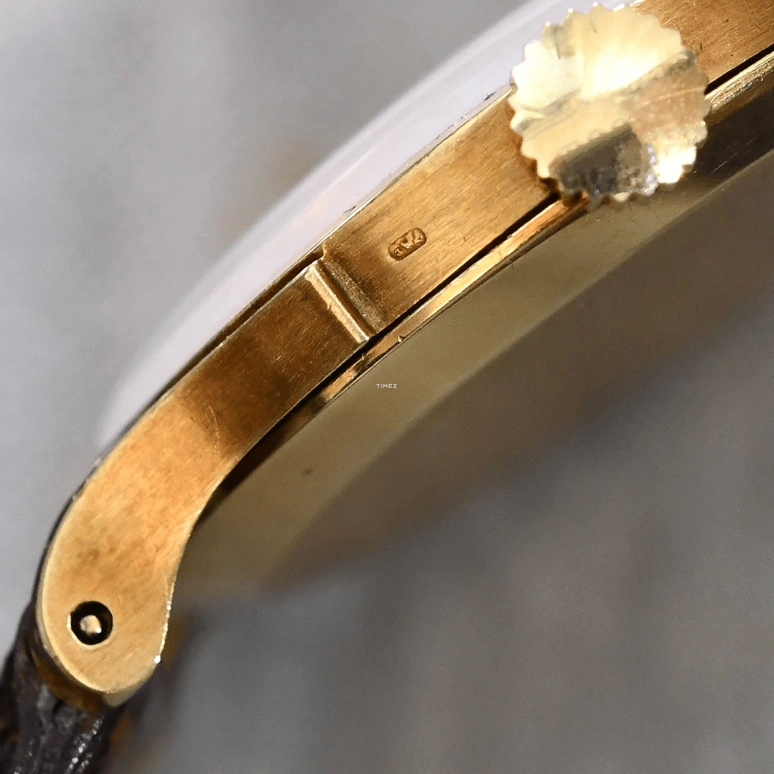 Patek Philippe,Calatrava 36mm,36mm,Yellow Gold,White,Handwound,Sapphire,Crystal Glass,Round,1589J