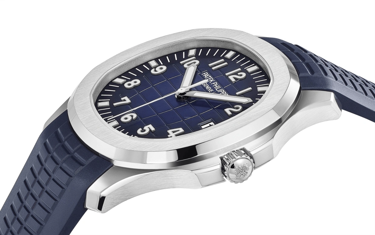 Patek Philippe,Aquanaut 42.20mm,42.20mm,White Gold,Blue,Automatic,45hours,In-house Caliber,Lisandro Martínez,Harry Kane,JJ Lin,5168G,5168G-001