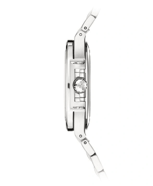 Patek Philippe,Nautilus 35.20mm,35.20mm,Stainless Steel,White,Automatic,Day,45hours,7118,7118/1200A-010